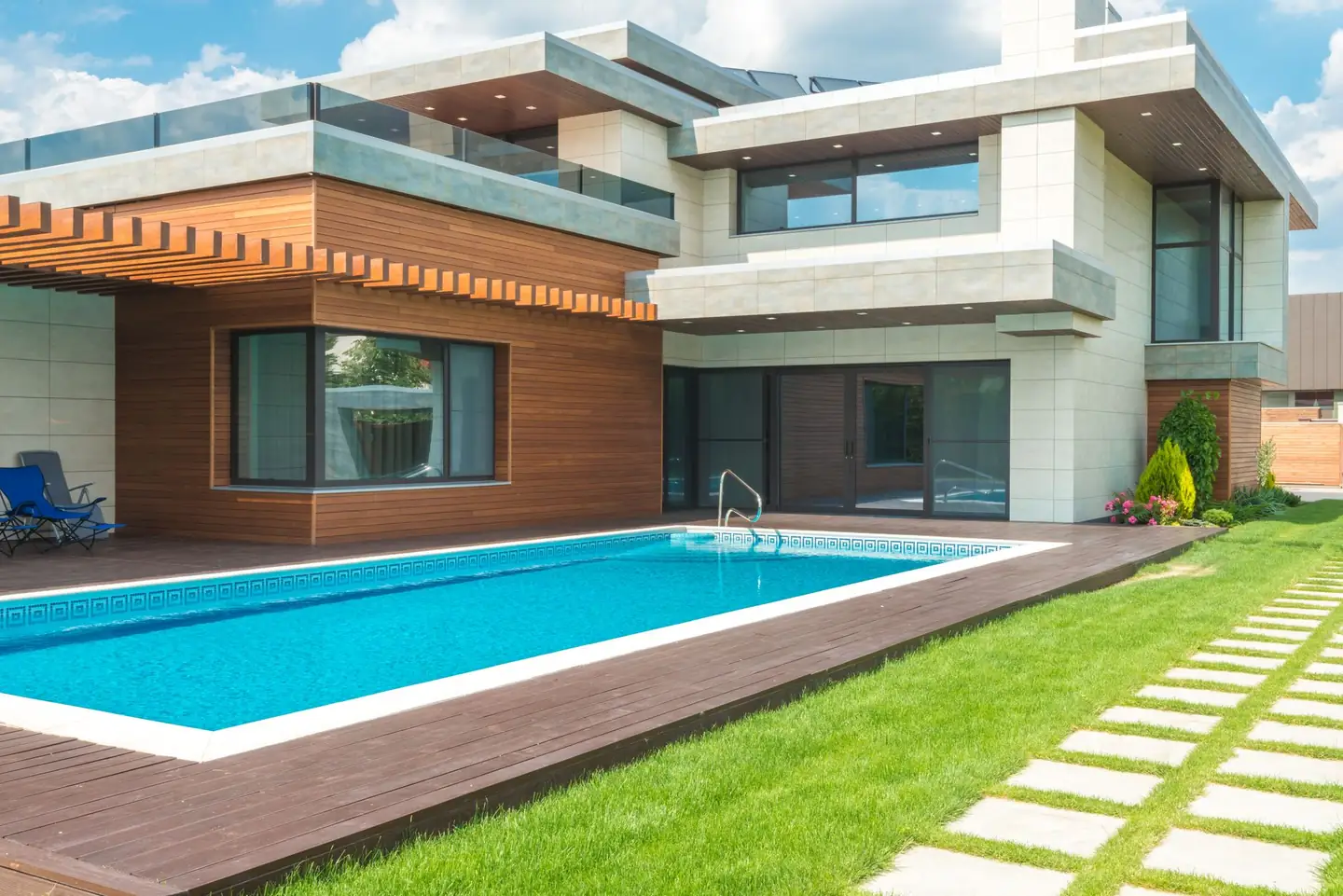 Swimming pool built in Avondale, NSW
